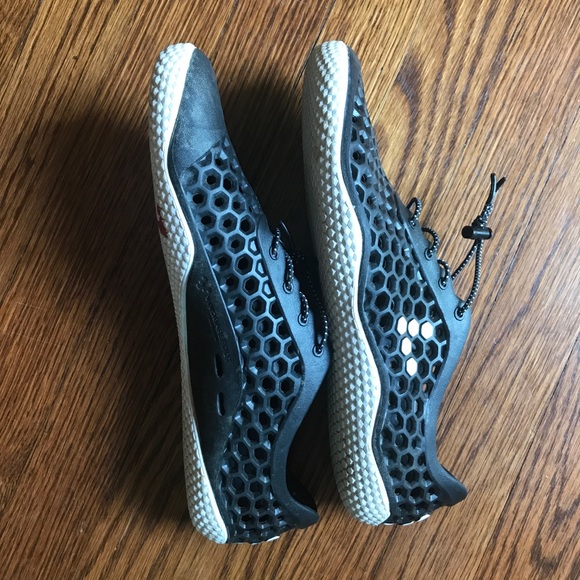 Vivobarefoot Ultras - Picture 3 of 8